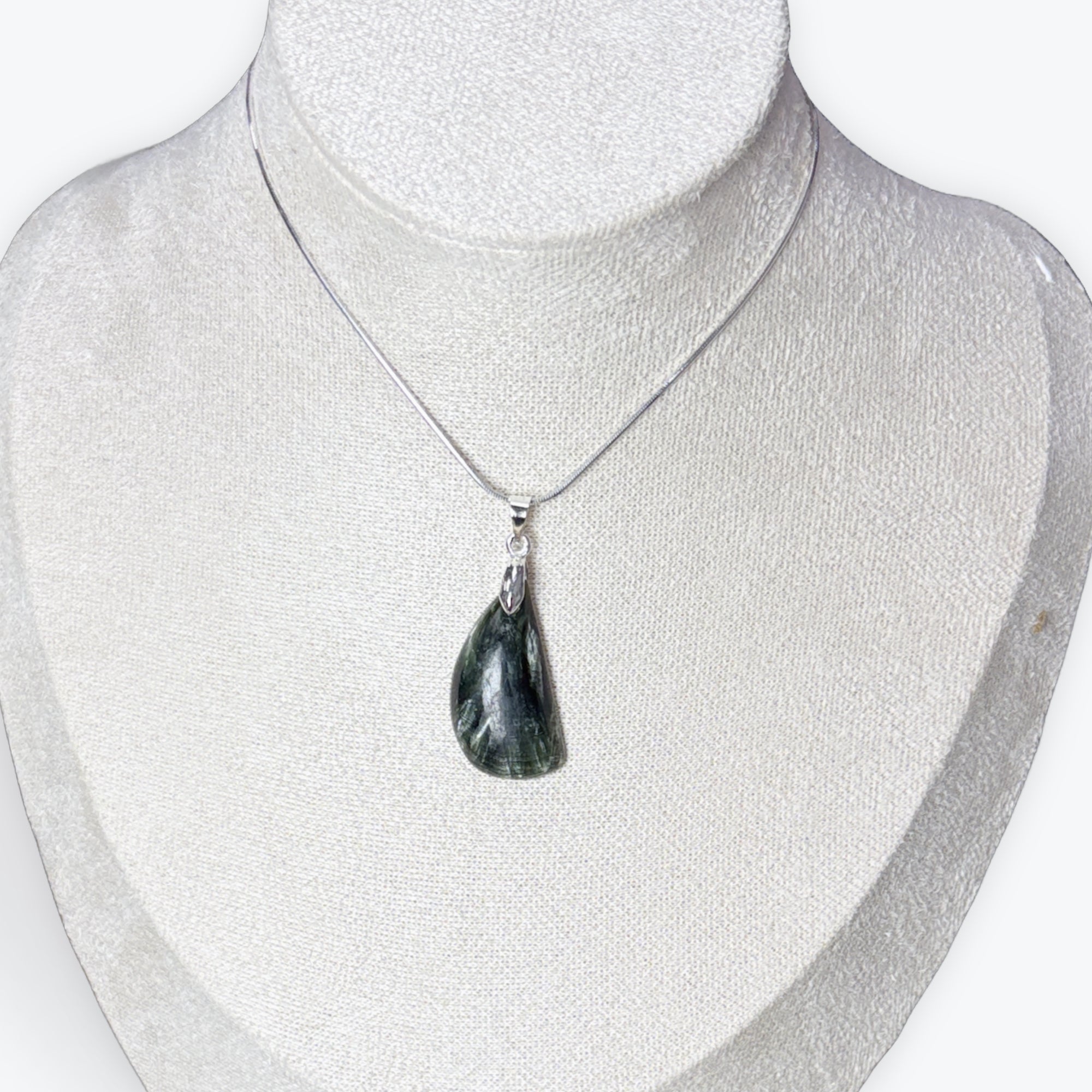 Pendentif en Séraphinite
