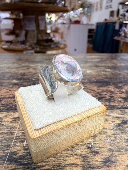 Bague chevalière Morganite