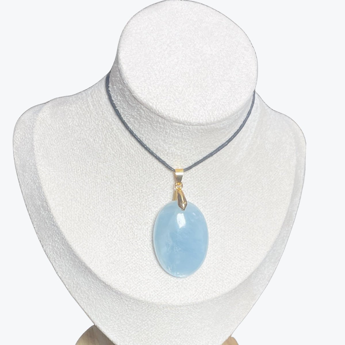 Pendentif Aigue - marine ovale