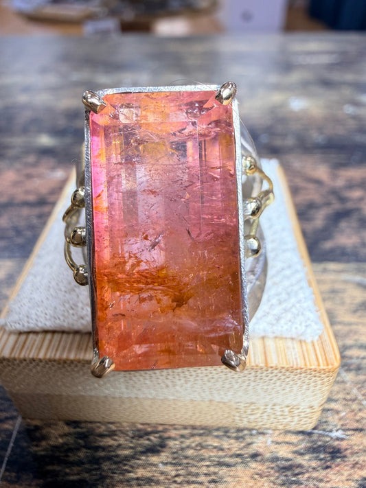 Bague tourmaline rose carré, or 18k