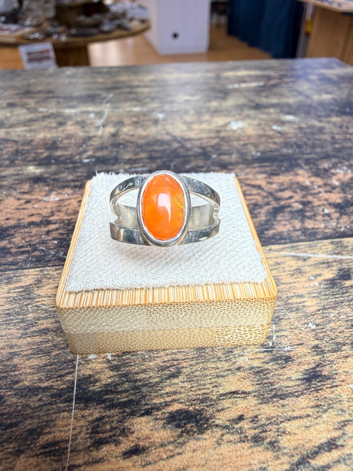 Bague Opale de feu ovale vue alternative