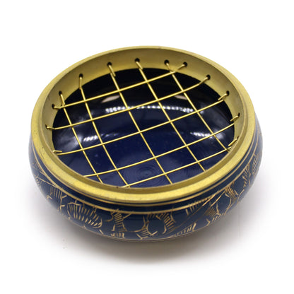 Brûleur à charbon en laiton émaillé bleu avec grille dorée et motifs gravés