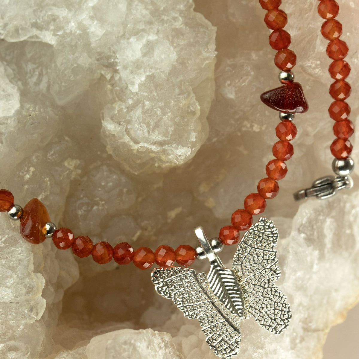 Collier Cornaline — Pendentif Papillon en Feuille Naturelle Argentée - photo 4