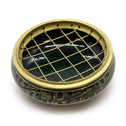 Brûleur à charbon en laiton émaillé vert avec grille dorée et motifs gravés