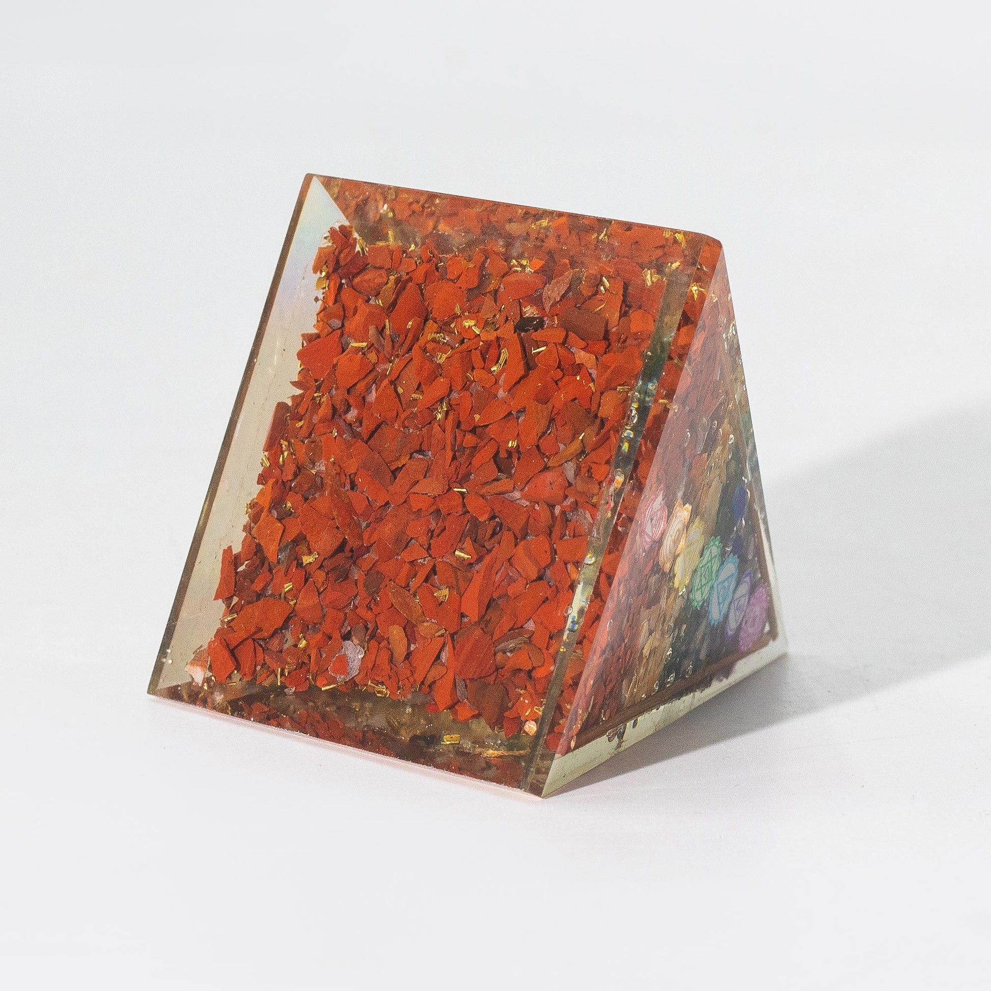 Med Organite Pryamids 7x6cm - Copper Bars - 7 Charkra Chips
