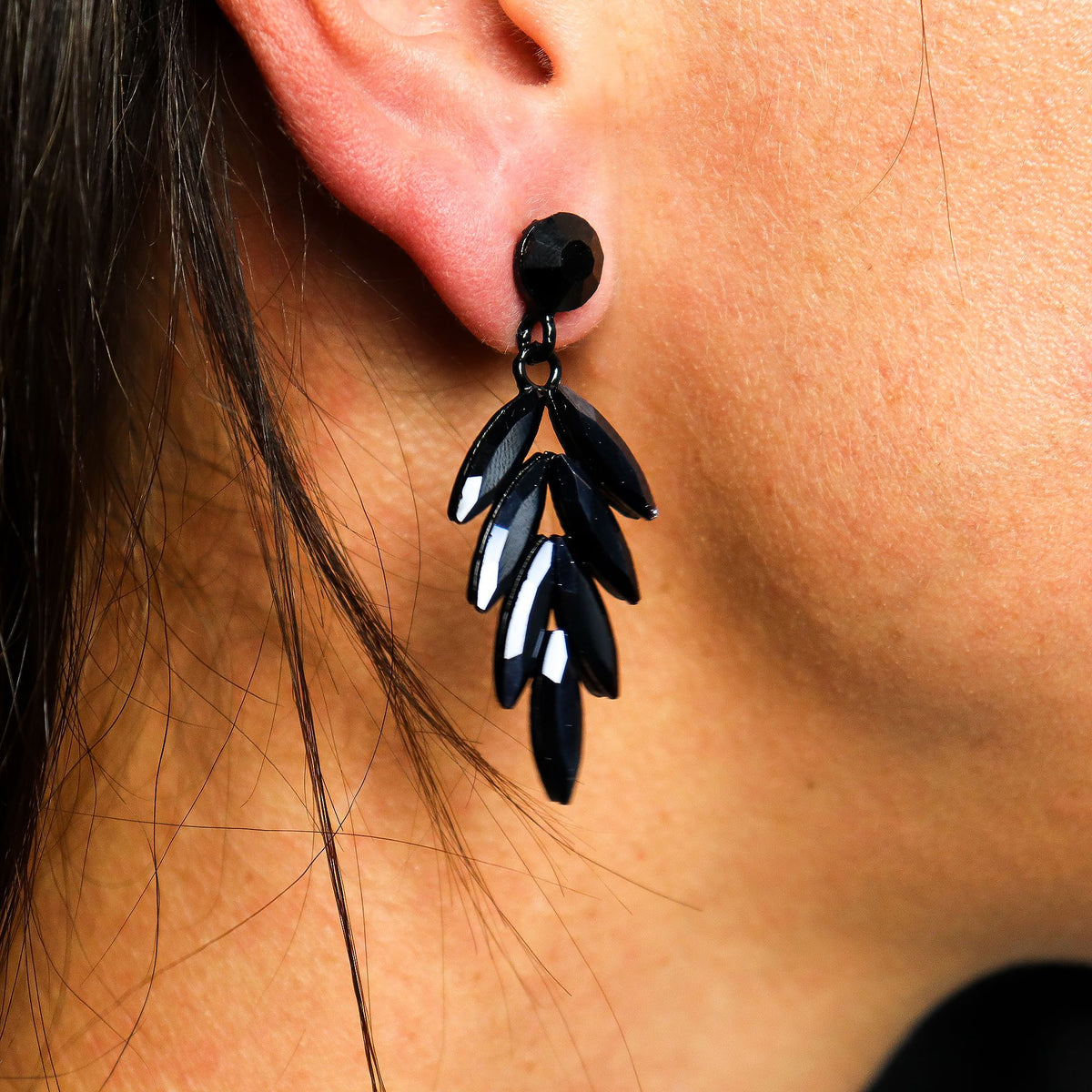 Boucles d'oreilles Verre Noir Long Drop - Élégance Mystère – photo 2
