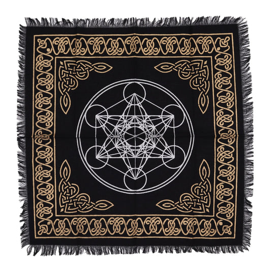 Tapis d'autel noir à franges avec Cube de Métatron argenté et bordure celtique dorée