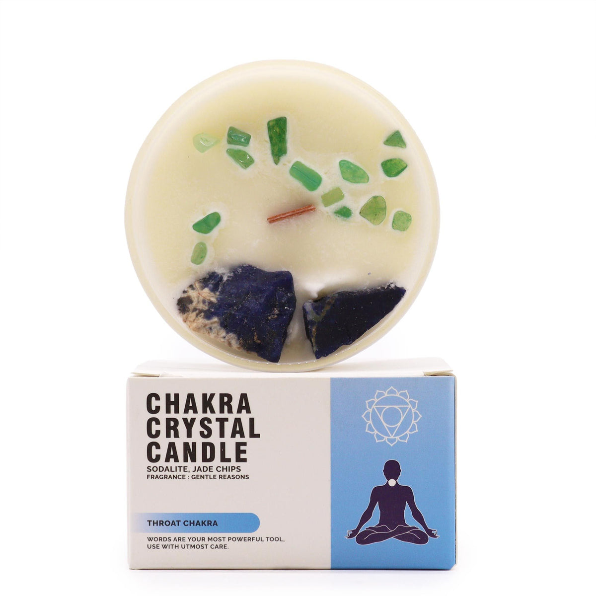Bougie blanche en cire de soja ornée de sodalite et d'éclats de jade verts