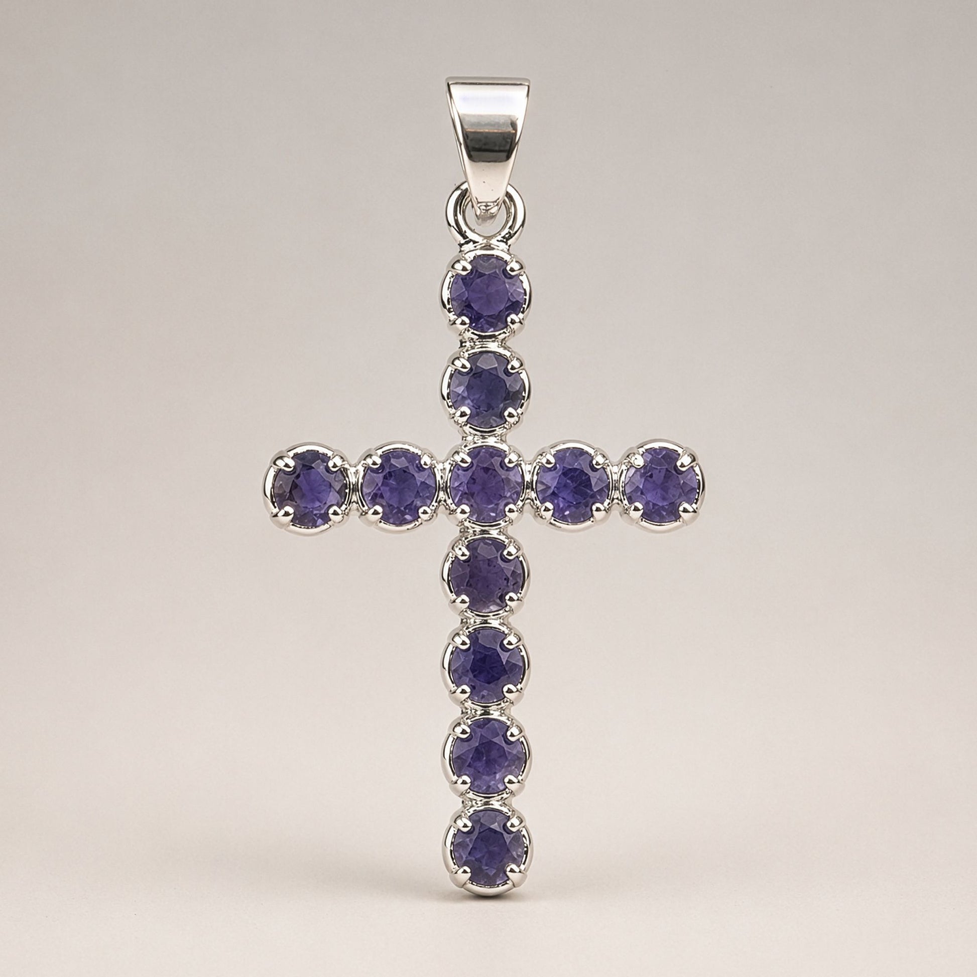 Pendentif Croix Argentée - Pierres Violet Profond