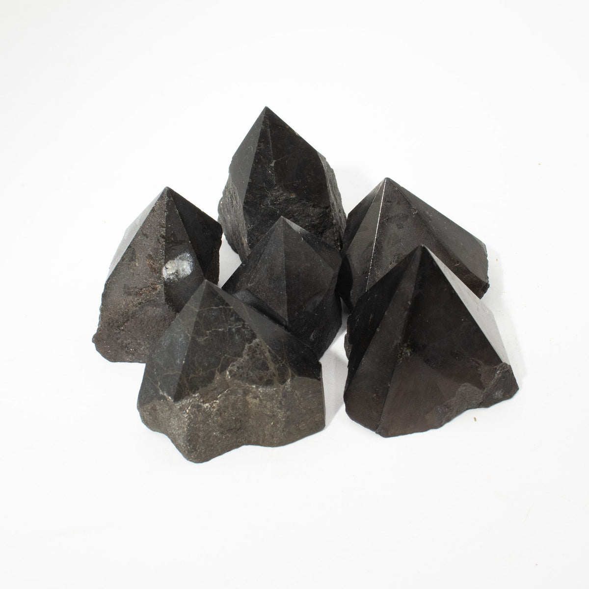 Pointe polie en Tourmaline noire (lot de 5 à 6 pièces)