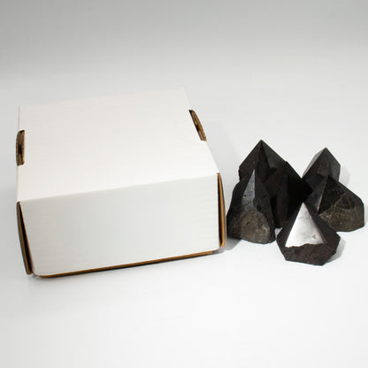Pointe polie en Tourmaline noire (lot de 5 à 6 pièces)