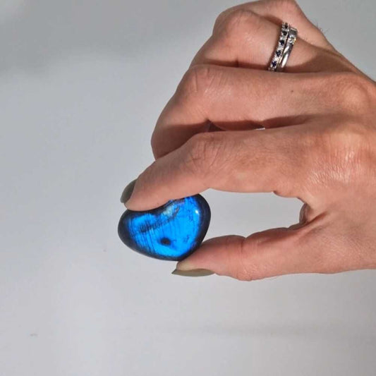 Cœur en Labradorite 40 mm — Intuition & Protection des Empathes - photo 4