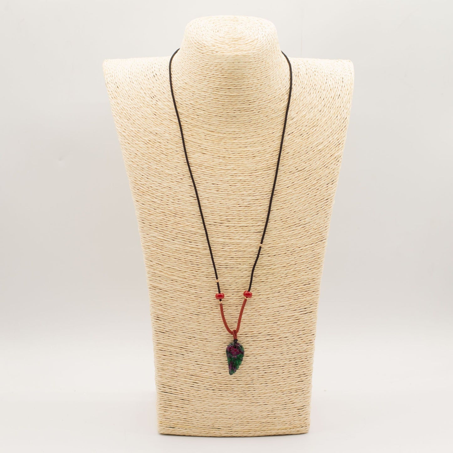 Pendentif sur cordon - photo 4