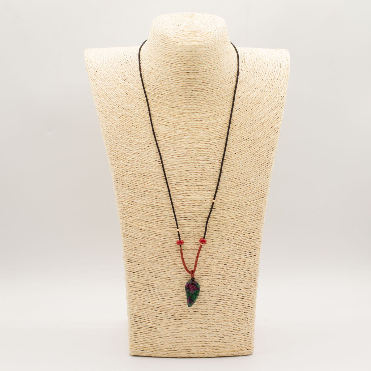 Pendentif sur cordon - photo 4