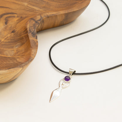 Pendentif Déesse Sacrée - Argenté & Pierre Violette