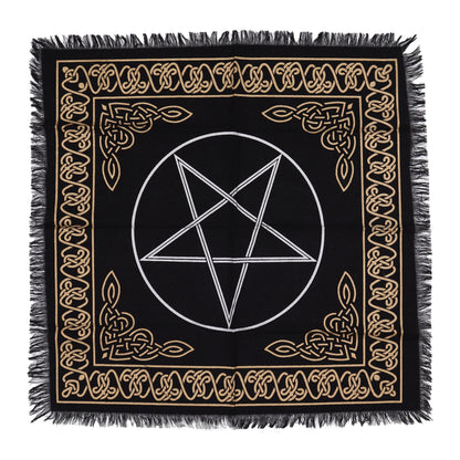 Tissu d'autel noir à franges avec pentagramme argenté et frise celtique dorée
