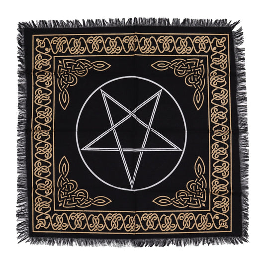 Tissu d'autel noir à franges avec pentagramme argenté et frise celtique dorée