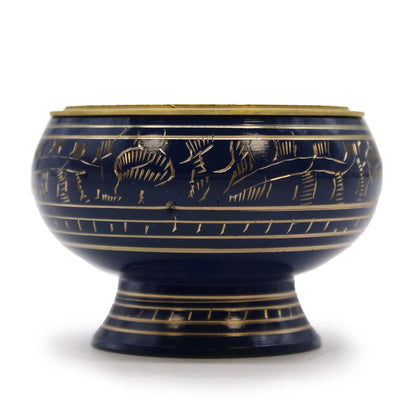 Brûleur à charbon en laiton émaillé bleu avec motifs gravés dorés et grille