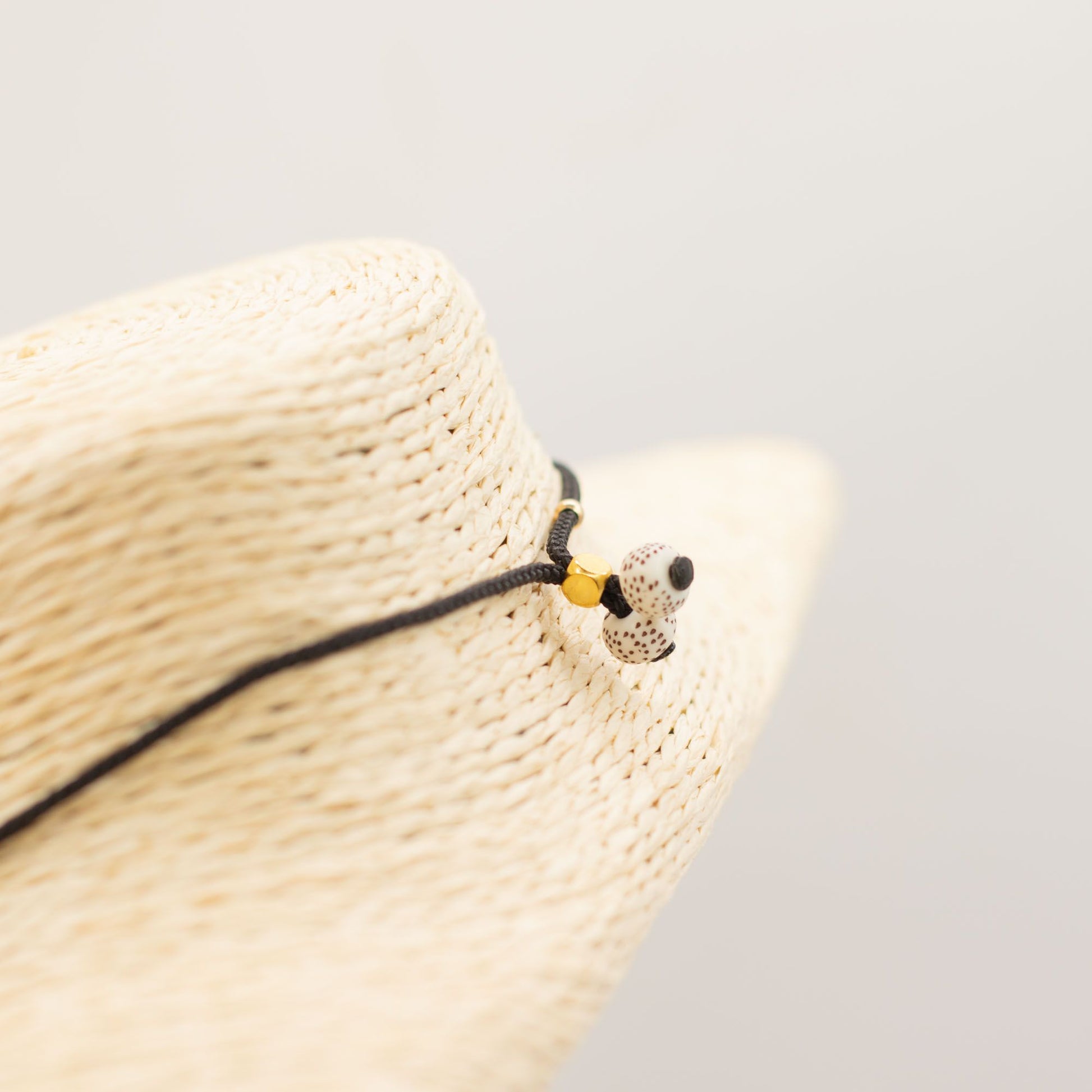 Pendentif sur cordon - photo 2