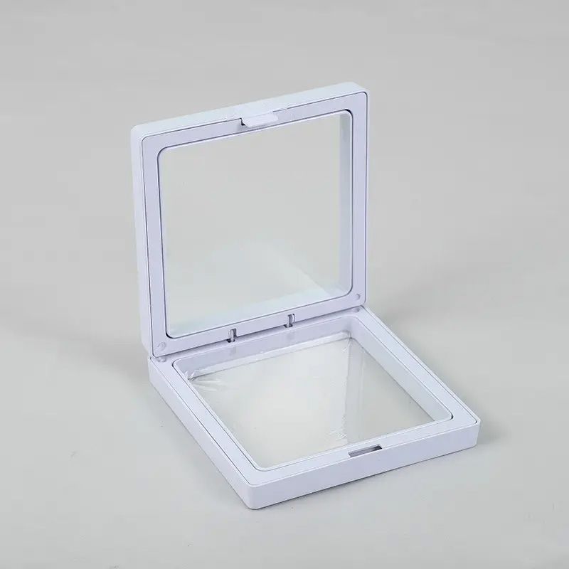 Cadre flottant 3D carré blanc ouvert avec deux membranes transparentes pour bijoux