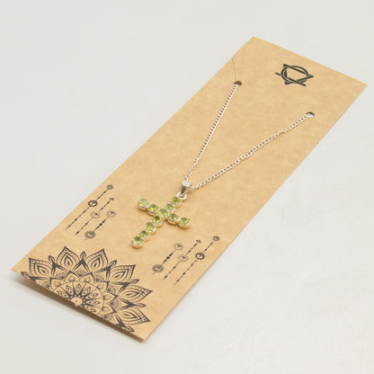 Pendentif Croix Argentée - Pierres Vertes