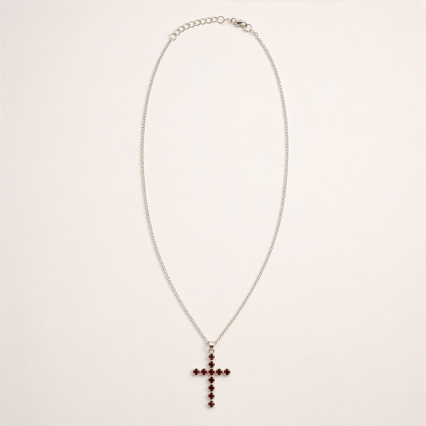 Pendentif Croix Argentée - Pierres Rouge Grenat