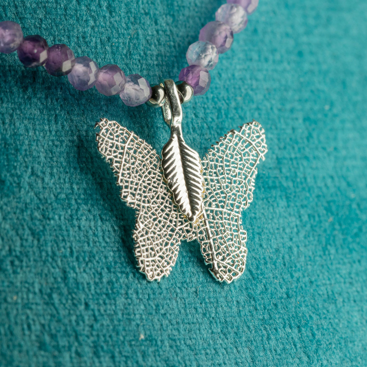 Collier en Améthyste — Papillon en Feuille Naturelle Argentée - photo 7