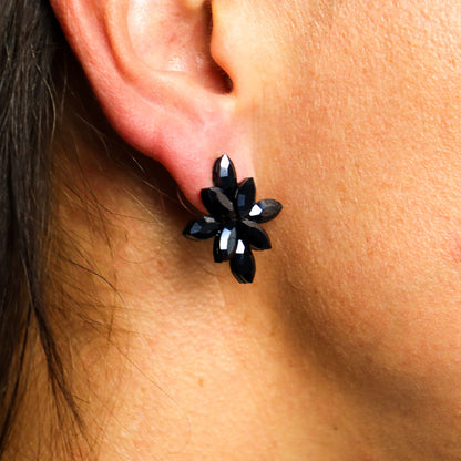 Boucles d'Oreilles Fleurs Verre Noir - Style Vintage Élégant – photo 2