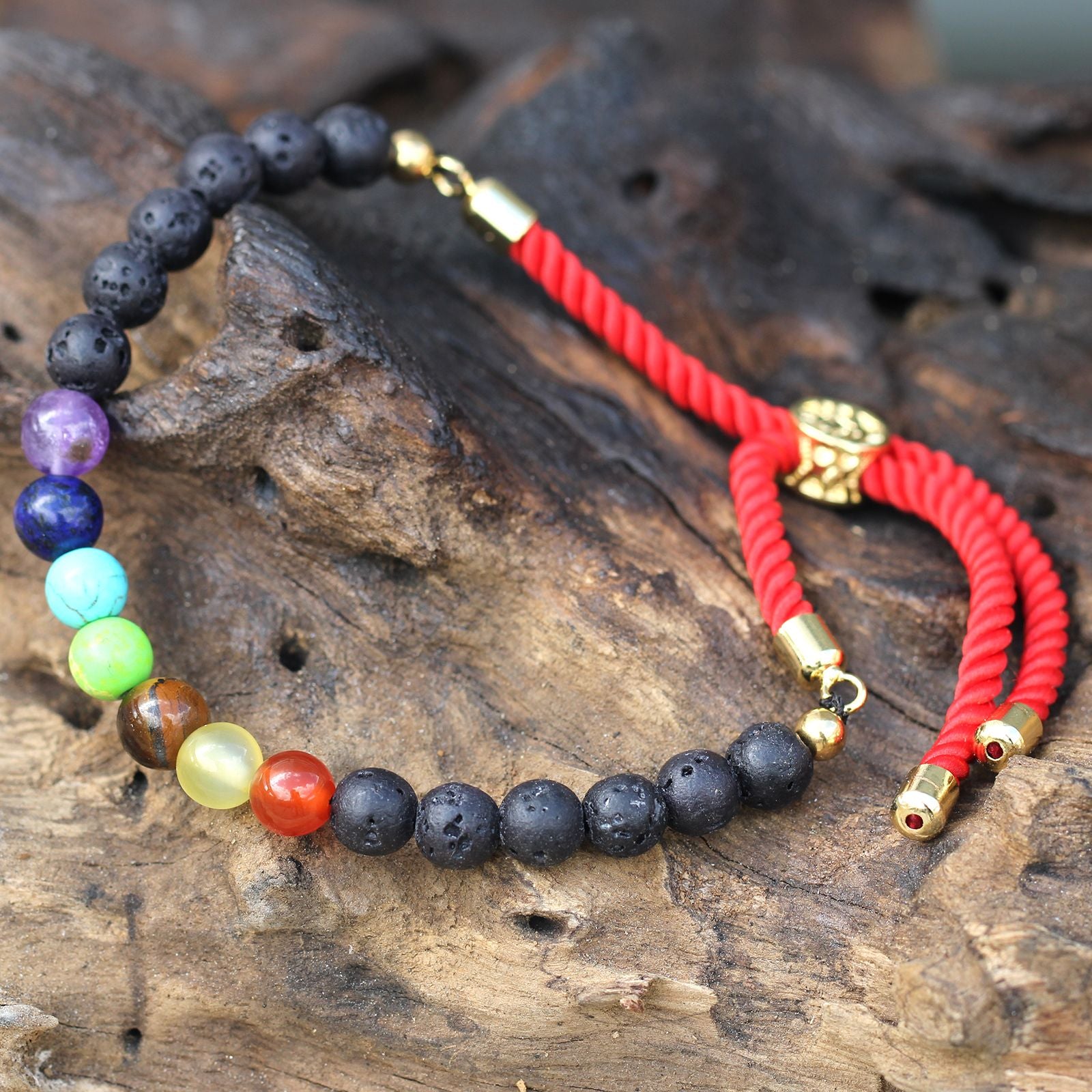 Bracelet Pierre de Lave Chakra - Plaqué Or 18K Ajustable – photo 2