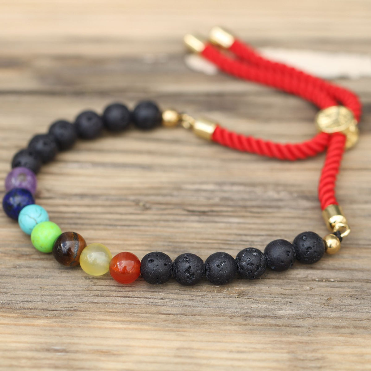 Bracelet Pierre de Lave Chakra - Plaqué Or 18K Ajustable – photo 3