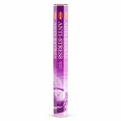 Boîte hexagonale violette d'encens en bâtonnets HEM Anti-Stress sur fond blanc