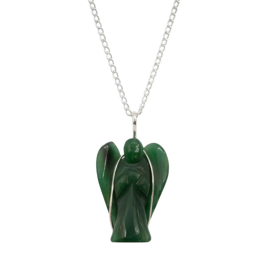 Pendentif ange gardien en aventurine verte sur une chaîne en métal argenté