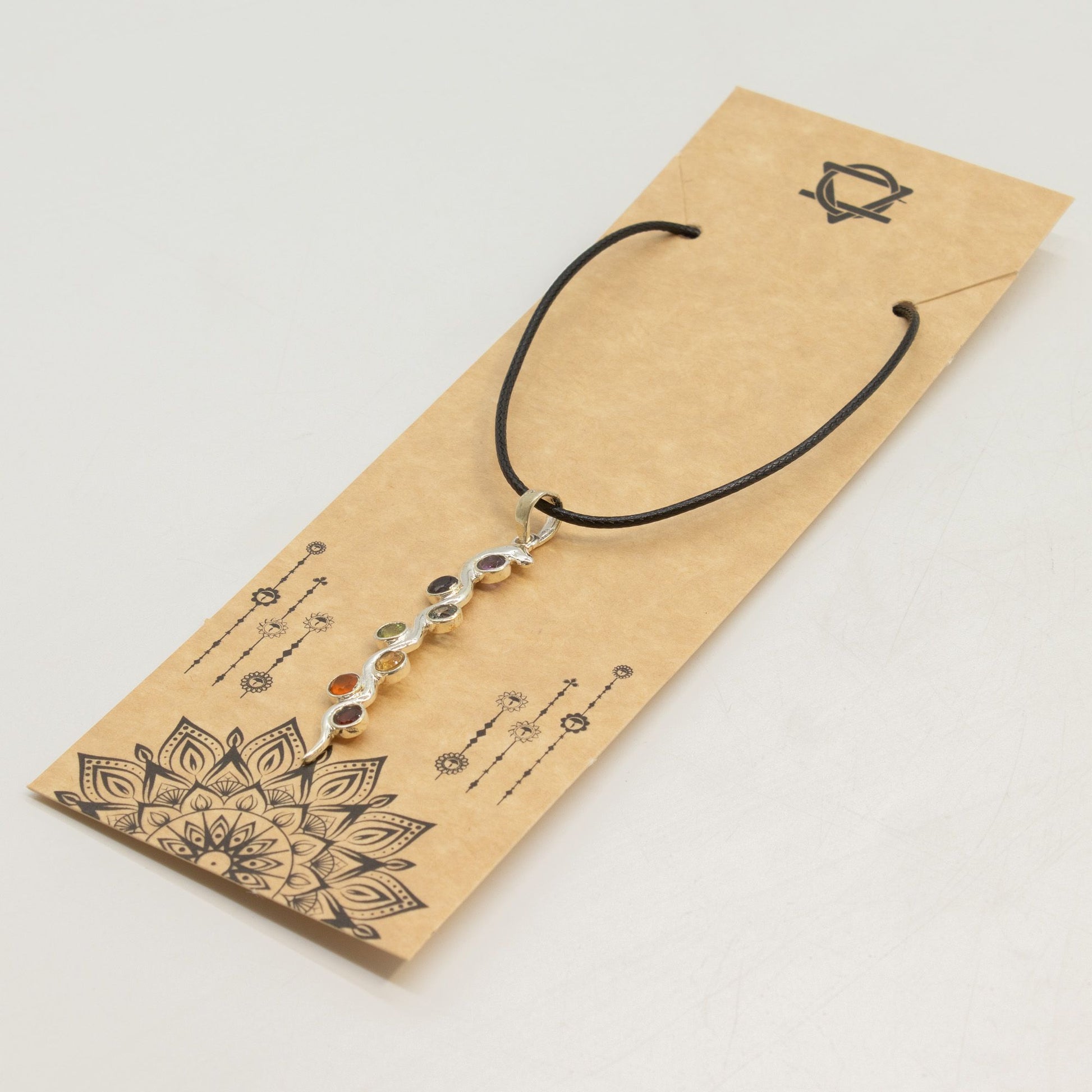 Pendentif Serpent 7 Chakras - Argenté Pierres Colorées