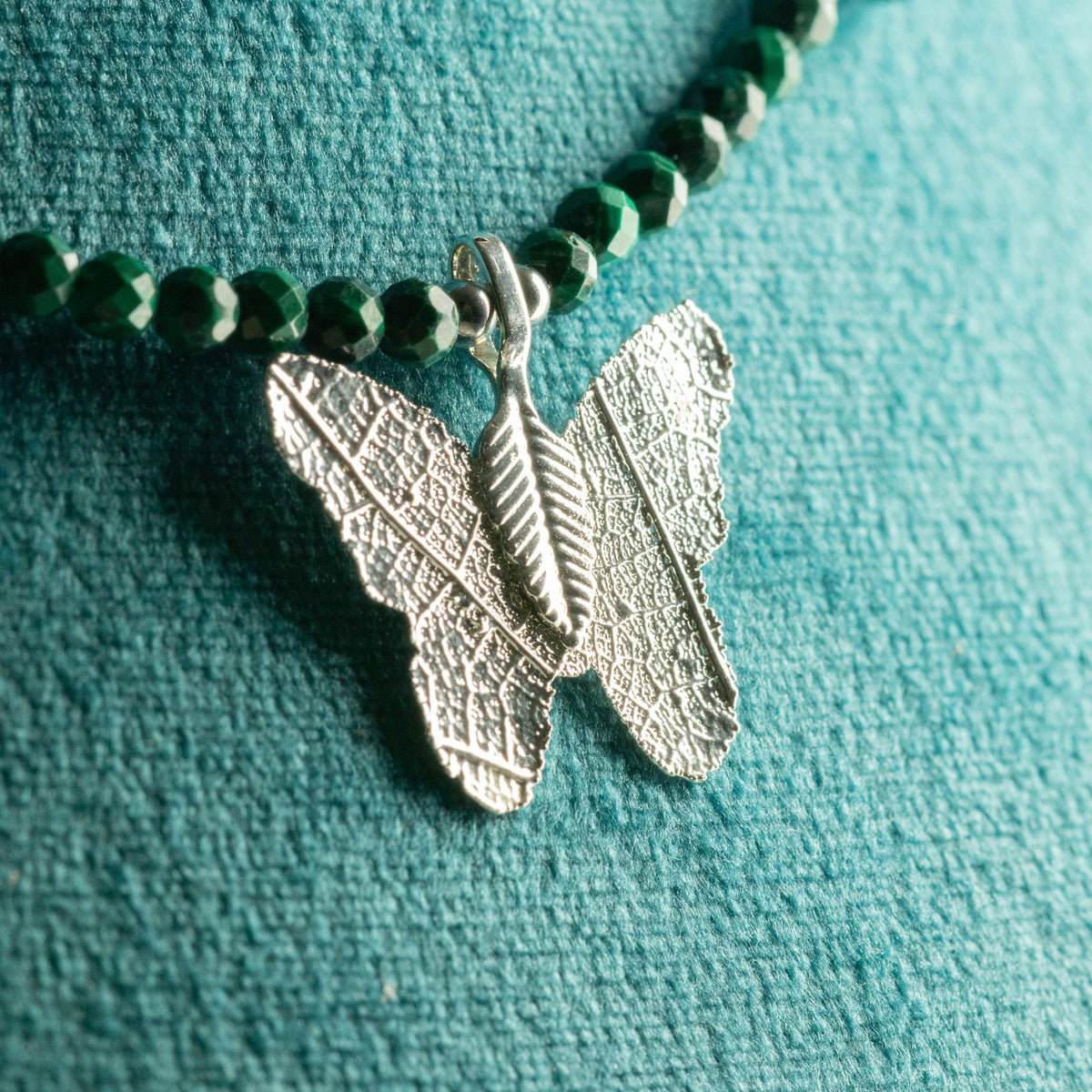 Collier Malachite — Papillon en Vraie Feuille Argentée - photo 4